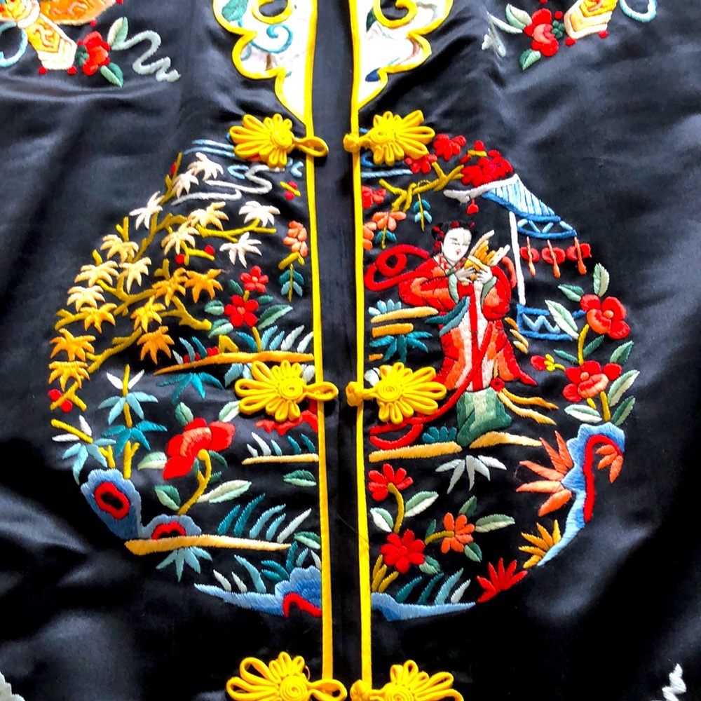 Vintage Silk Embroidered Jacket - Picture 3 of 11